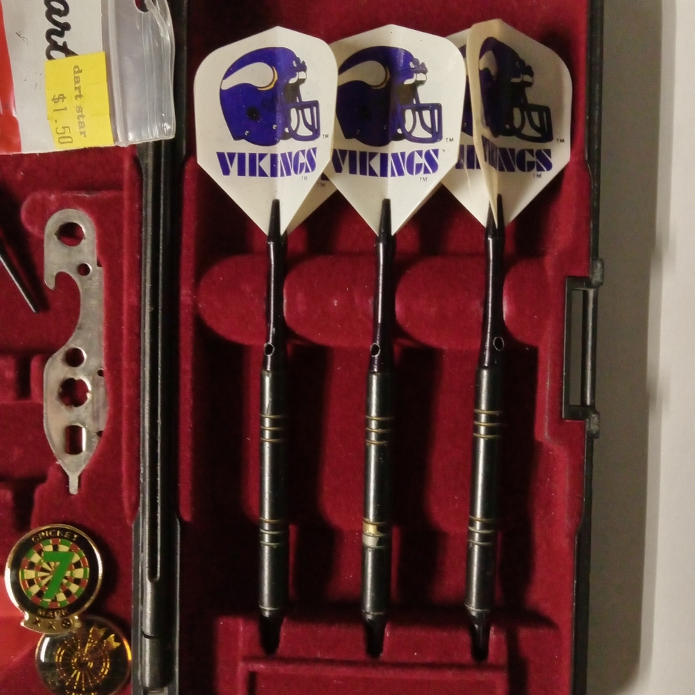 Viking dart set with extra tips and markers - Picture 2 of 7